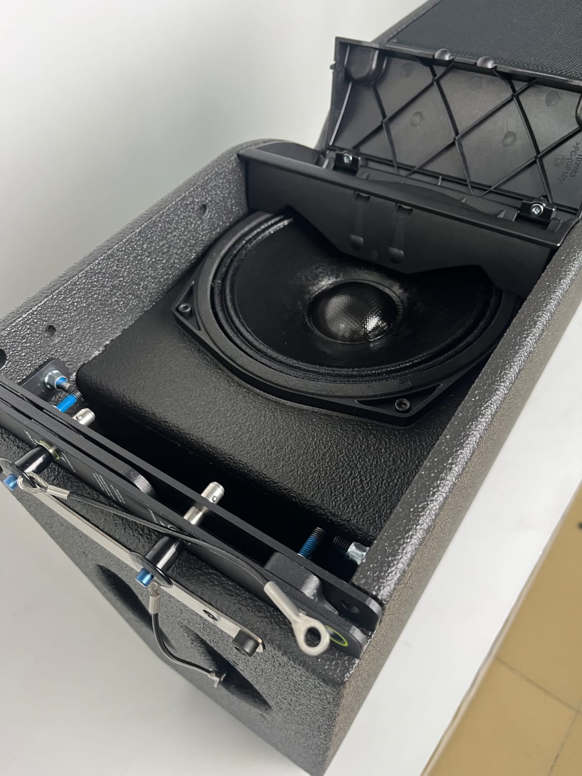 LSK208 Doppio 8 Biamp Modulo Array 1:1